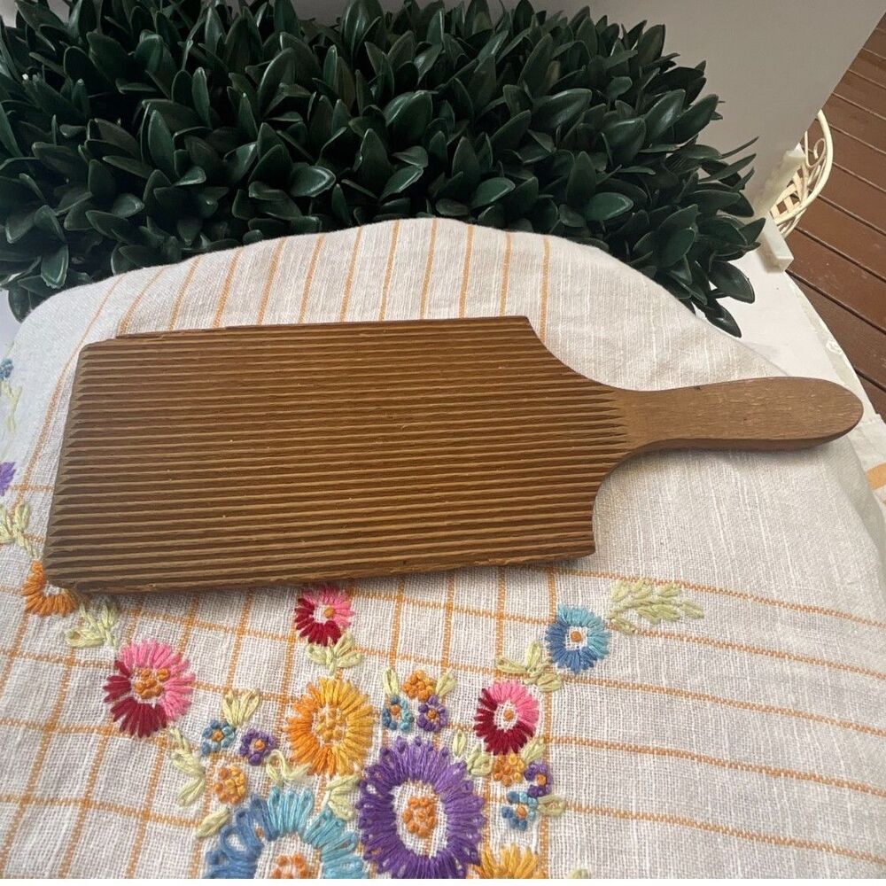 Antique Wooden Butter Paddle, butter pat; Scotch hand, Grandmacore, primitive